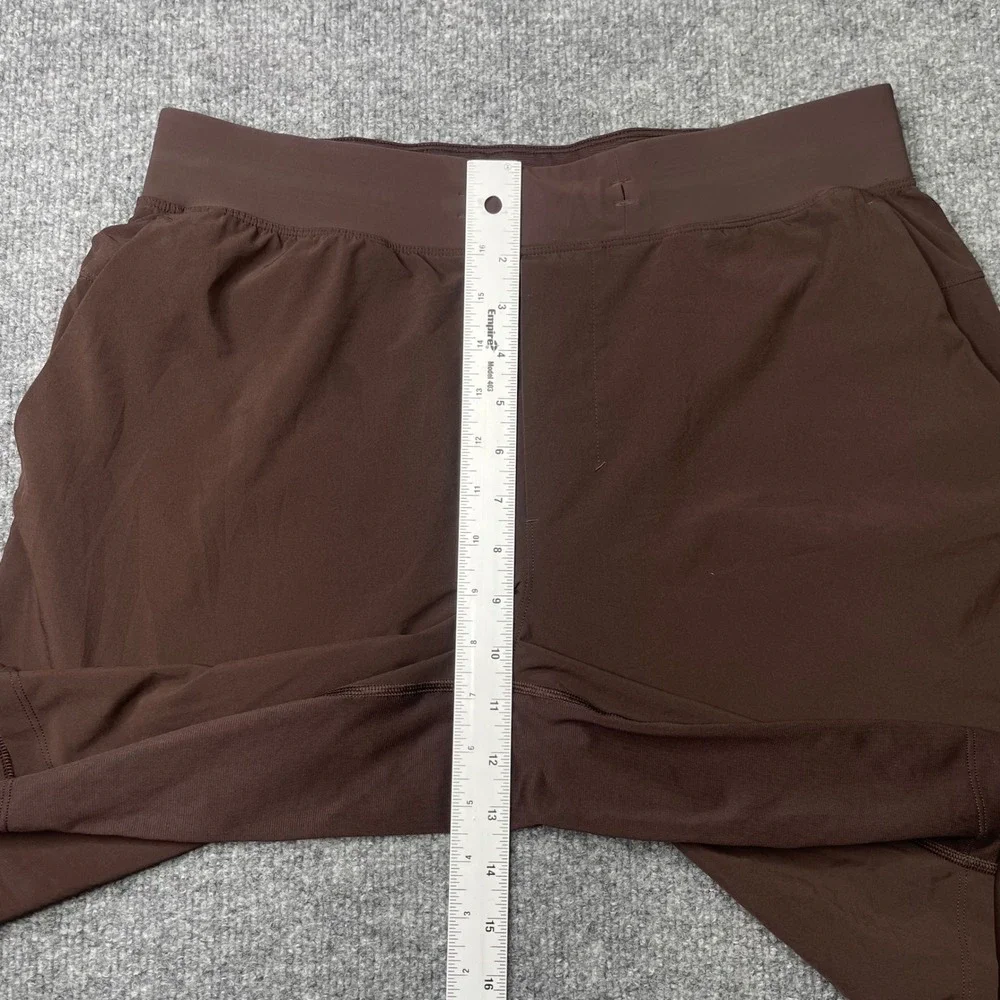 Lululemon Pace Breaker Shorts Mens L Brown 9